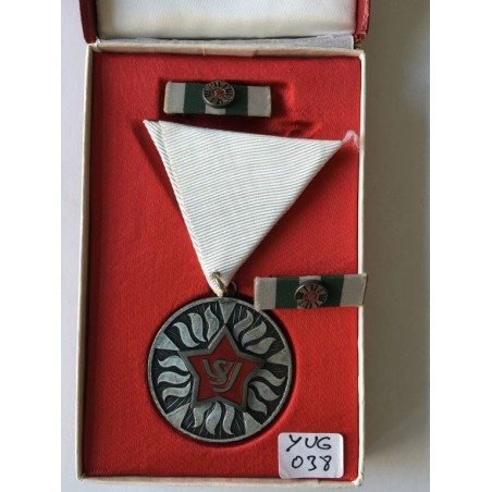 YUGOSLAVIAN ORDER OF FIREFIGHTING "SILVER STAR" - 2nd. CLASS,  WITH 2 RIBBON BAR (2nd. emission). VERY RARE!