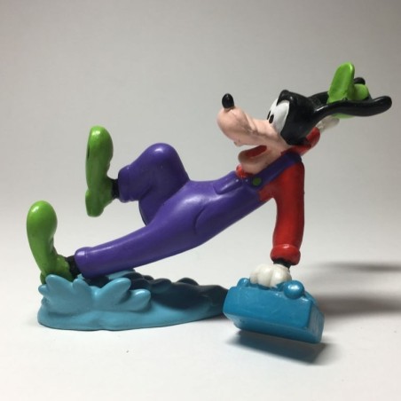 GOOFY WRAPPED IN WATER. PVC FIGURE 6 cm. DISNEY APPLAUSE CHINA