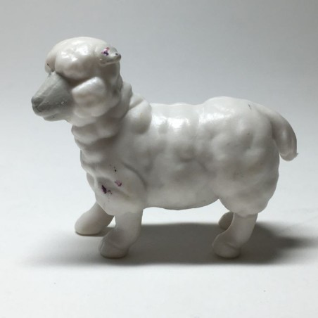 101 DALMATIANS: SHEEP (4 cm) PVC FIGURE 1996 DISNEY MATTEL CHINA