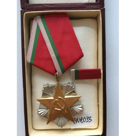 BULGARIAN ORDER OF LABOR, 2nd. CLASS, with ribbon bar and original case.