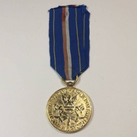 3rd POLISH REPUBLIC. GOLD MEDAL OF THE VETERANS ASSOCIATION OF THE POLISH ARMY IN AMERICA "SOUVENIR OF A TRIP TO POLAND IN 1927"