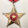 guerra-de-vietnam-vietcong-medalla-de-combatent-2-classe-amb-barra-de-cinta