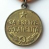 USSR MEDAL FOR THE CAPTURE OF BUDAPEST Version 1 (1945-46) (USSR 106)