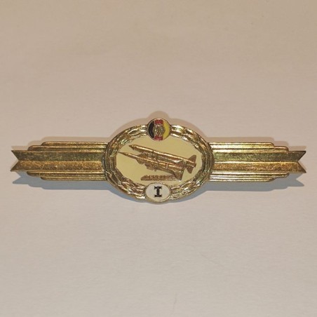 GDR EAST GERMAN BADGE ARMY. OFFICER QUALIFICATION AIR DEFENSE, 1st. CLASS (DDRB-04)