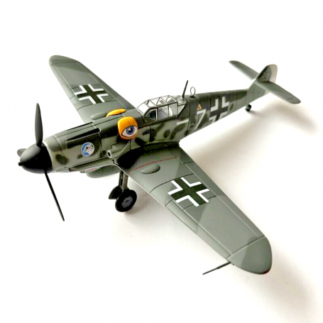 FRANKLIN MINT ARMOUR B11B597 (98331) MESSERSCHMITT BF 109F Luftwaffe 9/JG.51, Pilot: Oberst Werner Mölders 1/48 SCALE.